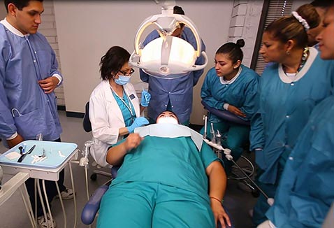 dental-assistant-1-mobile dental-assistant-1-mobile